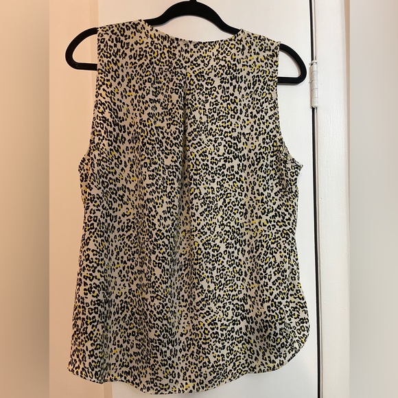 Banana Republic Petite cheetah tank - Picture 3 of 4